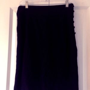 Black pencil skirt